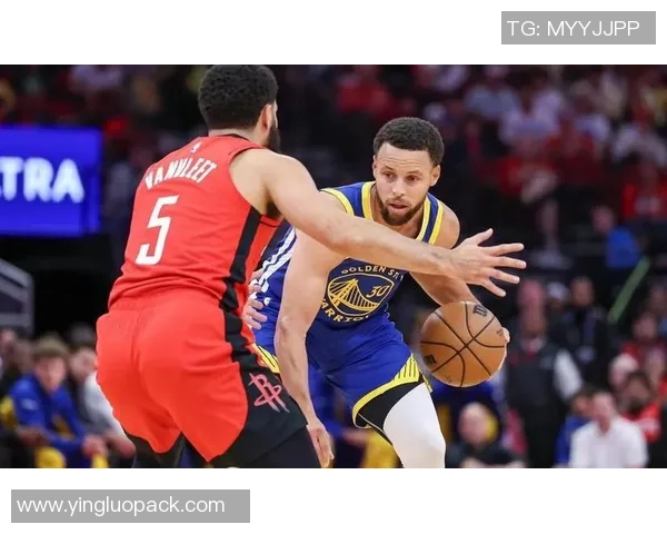 2017年季后赛火箭与勇士的激烈对决回顾与分析