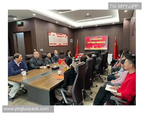 重庆排球队在世界锦标赛中的团队协作表现分析与点评